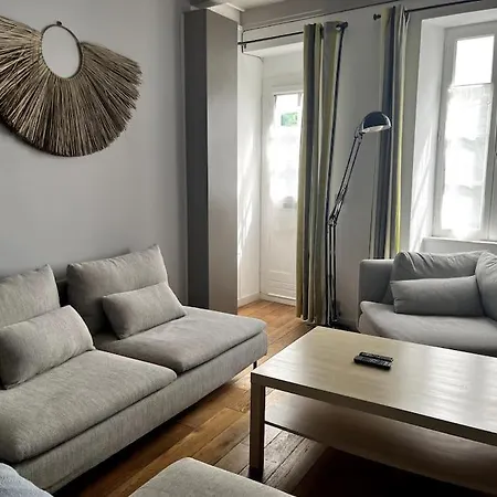 Grande Maison De Village Avec Piscine Holiday home